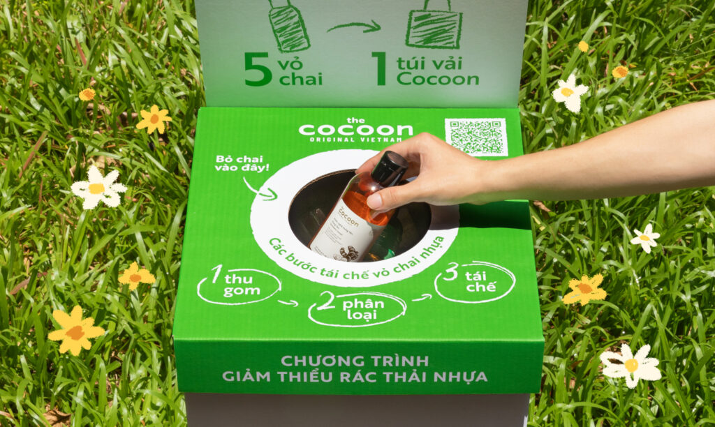 Giảm phát thải carbon: Bước chuyển đổi nền kinh tế xanh tại Việt Nam 16 Chương trình "Cùng Cocoon Sống Xanh Mỗi Ngày" năm 2024