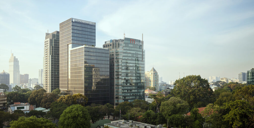 Kiến trúc xanh - Tương lai của ngành xây dựng bền vững tại Việt Nam 25 Deutsches Haus Ho Chi Minh City là công trình chủ chốt của Cộng Hòa Liên Bang Đức