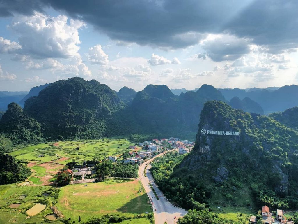 Du Lịch Xanh - Xu hướng phát triển kinh tế bền vững tại Việt Nam 15 Phong Nha Ke Bang lot vao danh sach 39 diem den noi bat the gioi nam 2022