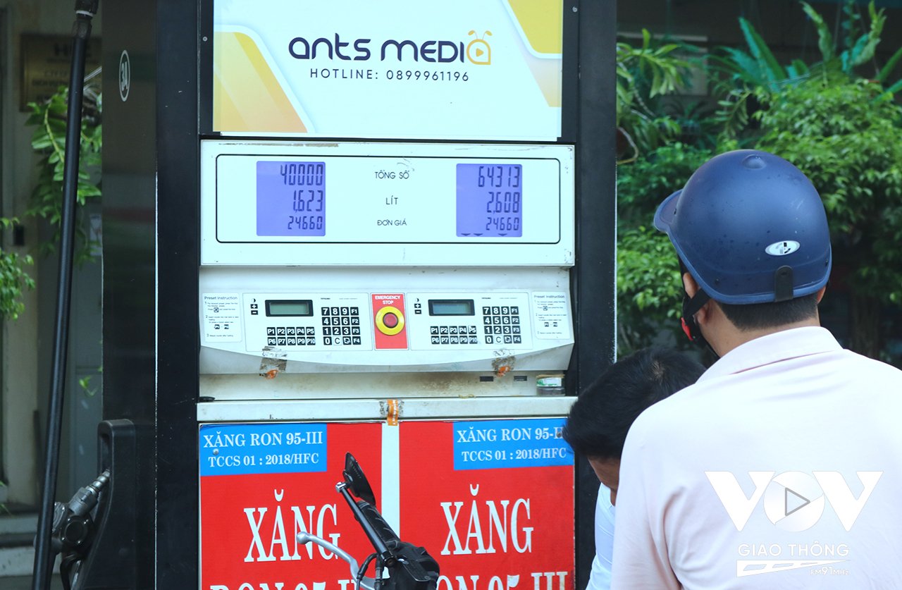 Xăng Sinh học E5 vô cùng �?ẩm khi đưa ra th�?trường